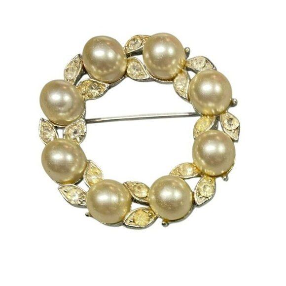 Vintage Signed Lisner Faux Pearl & Rhinestone Circle Brooch Pin - Picture 1 of 5